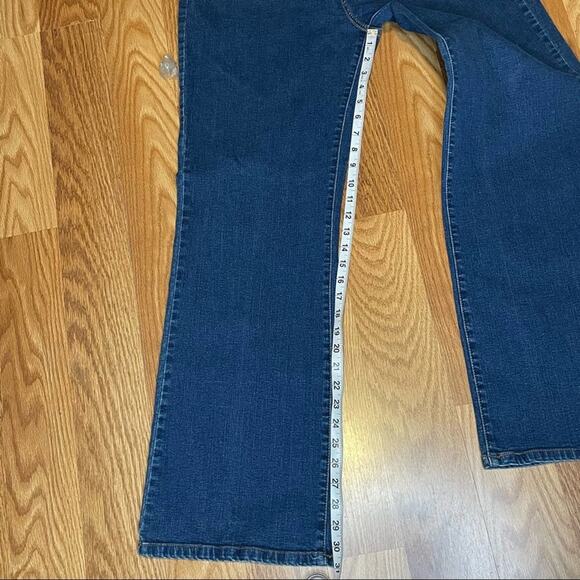 Levi’s 512 Jeans Perfectly Slimming size 16 High Rise Boot Cut Blue Denim - Picture 7 of 12